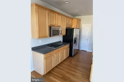 1023 Hotchkiss Place, Fredericksburg, VA 22401 - Photo 8