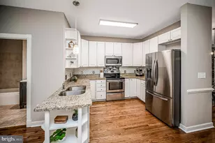 1712 Washington Ave, Fredericksburg, VA 22401 - Photo 4