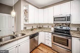 1712 Washington Ave, Fredericksburg, VA 22401 - Photo 8