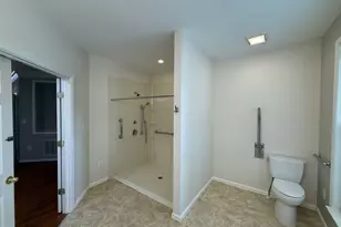 1404 Graham Dr, Fredericksburg, VA 22401 - Photo 6