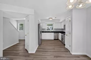 427 Palmer St, Fredericksburg, VA 22401 - Photo 8