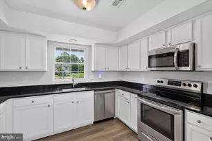 427 Palmer St, Fredericksburg, VA 22401 - Photo 12