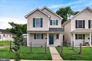 427 Palmer St, Fredericksburg, VA 22401 - Photo 1