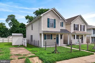 427 Palmer St, Fredericksburg, VA 22401 - Photo 2