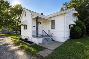 117 Hillcrest Dr, Fredericksburg, VA 22401 - Photo 2