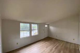 900 White St, Fredericksburg, VA 22401 - Photo 2