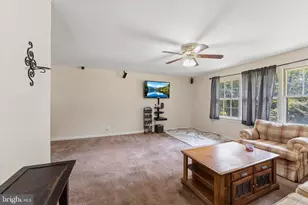5 Warfield Pl, Fredericksburg, VA 22401 - Photo 8