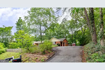 109 Woodland Road, Fredericksburg, VA 22401 - Photo 2