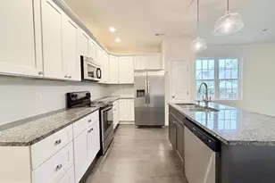 606 Shepherd St, Fredericksburg, VA 22401 - Photo 6
