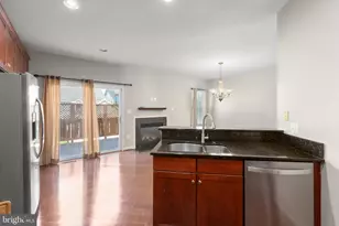 1105 Patrick St, Fredericksburg, VA 22401 - Photo 18