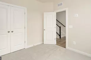 416 Germania St, Fredericksburg, VA 22401 - Photo 4