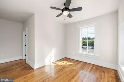 901 Caroline Street #201, Fredericksburg, VA 22401 - Photo 2