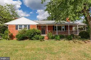 125 Hillcrest Dr, Fredericksburg, VA 22401 - Photo 1
