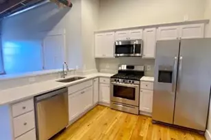 401 Princess Anne St, Fredericksburg, VA 22401 - Photo 2
