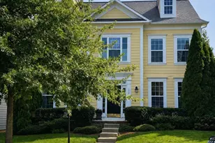 1114 Innis Dr, Fredericksburg, VA 22401 - Photo 2