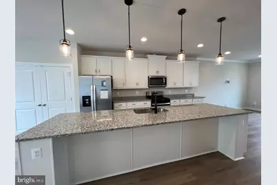 217 Willis St, Fredericksburg, VA 22401 - Photo 4