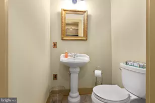 507 Amelia St, Fredericksburg, VA 22401 - Photo 16
