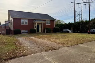 1428 Payne St, Fredericksburg, VA 22401 - Photo 2