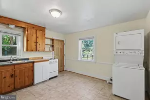 222 Hillcrest Dr, Fredericksburg, VA 22401 - Photo 6