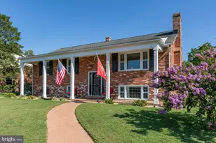 460 Riverside Dr, Fredericksburg, VA 22401 - Photo 2