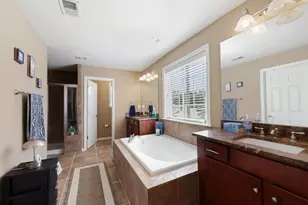 1024 W Kensington Cir, Fredericksburg, VA 22401 - Photo 18