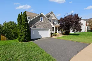 1024 W Kensington Cir, Fredericksburg, VA 22401 - Photo 2