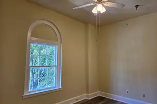 907 Caroline St, Fredericksburg, VA 22401 - Photo 6