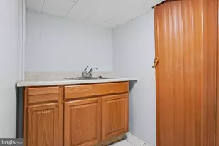 1122 Caroline St, Fredericksburg, VA 22401 - Photo 12