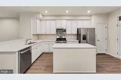 2042 Track Circle, Fredericksburg, VA 22401 - Photo 6