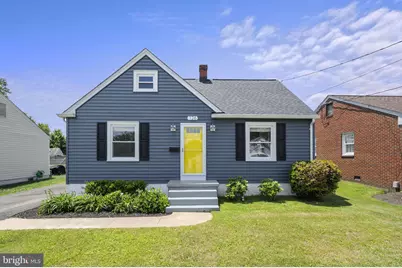 126 Ridgeway Street, Fredericksburg, VA 22401 - Photo 2