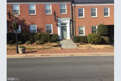 3976 Chain Bridge Road, Fairfax, VA 22030 - Photo 2