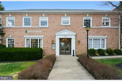 4021 University Drive #201, Fairfax, VA 22030 - Photo 2