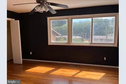 10136 Fair Woods Drive, Fairfax, VA 22030 - Photo 12