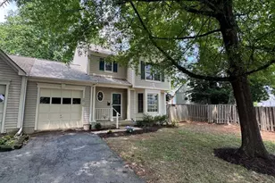 3916 Oak St, Fairfax, VA 22030 - Photo 6