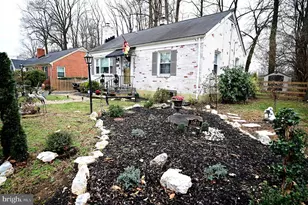 10833 Warwick Ave, Fairfax, VA 22030 - Photo 1