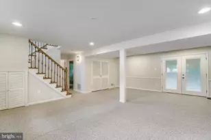 9821 Hampton Ln, Fairfax, VA 22030 - Photo 26