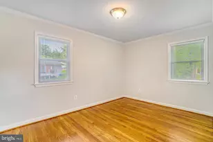 9821 Hampton Ln, Fairfax, VA 22030 - Photo 34