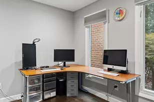 3704 Oak Hill Way, Fairfax, VA 22030 - Photo 4