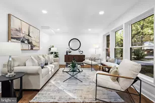 10404 Forest Ave, Fairfax, VA 22030 - Photo 4