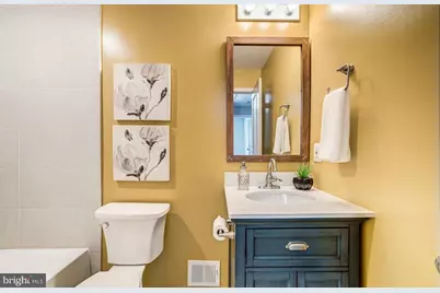 4207 Woodland Drive, Fairfax, VA 22030 - Photo 18