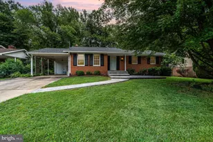 10317 Cardinal Rd, Fairfax, VA 22030 - Photo 1