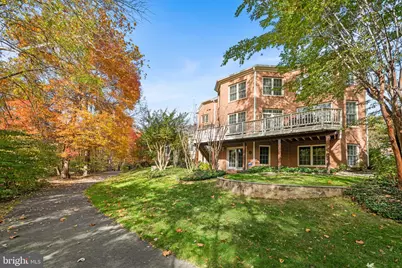 10121 Ratcliffe Manor Drive, Fairfax, VA 22030 - Photo 10