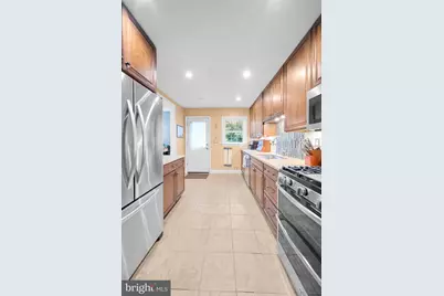 10600 Springmann Drive, Fairfax, VA 22030 - Photo 10