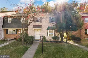 10439 Courthouse Dr, Fairfax, VA 22030 - Photo 1