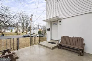 10725 Maple St, Fairfax, VA 22030 - Photo 8