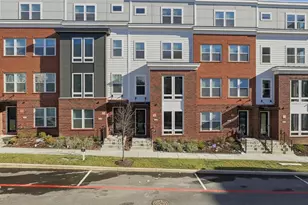 3595 Aster St, Fairfax, VA 22030 - Photo 2