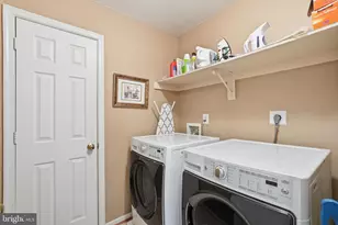 10444 Courtney Dr, Fairfax, VA 22030 - Photo 34