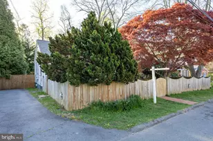 3719 Hill St, Fairfax, VA 22030 - Photo 20