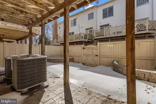 10505 Captain John Smith Ct, Fairfax, VA 22030 - Photo 28