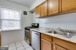 9479 Fairfax Blvd, Fairfax, VA 22031 - Photo 18